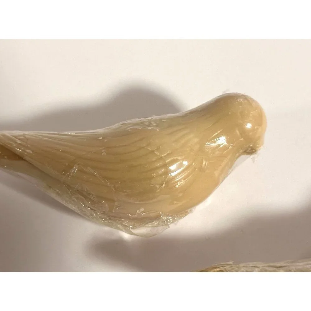 Victorian‎ Trading Co. Sculpted  Scented Guest Soap Dove Set In Decorative Box